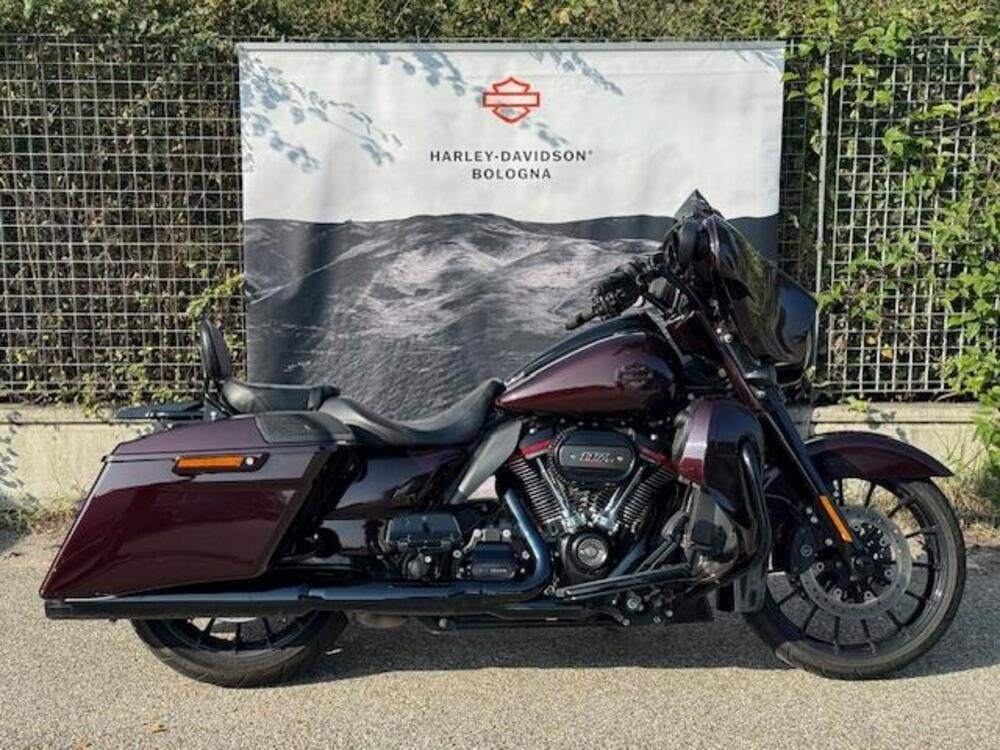 Harley-Davidson 117 Street Glide (2018 - 20) - FLHXSE