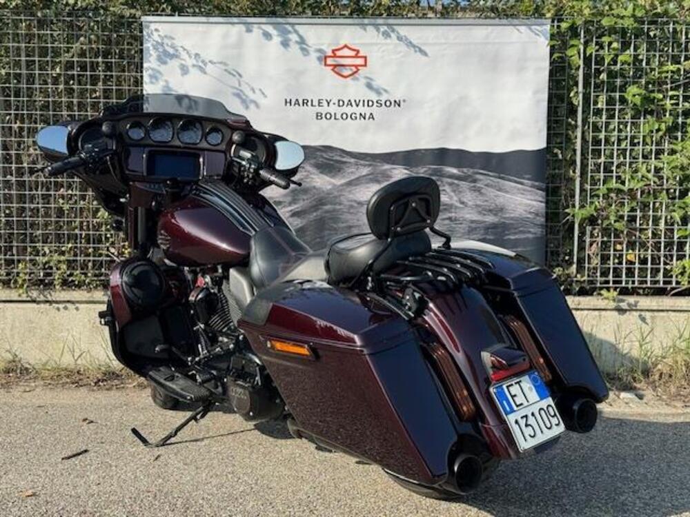 Harley-Davidson 117 Street Glide (2018 - 20) - FLHXSE (3)