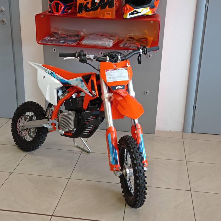 KTM SX-E 5 (2023 - 24) (2)