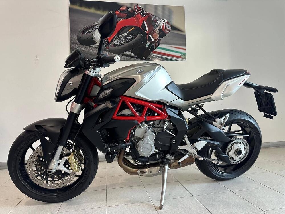 MV Agusta Brutale 800 (2012 - 15) (3)