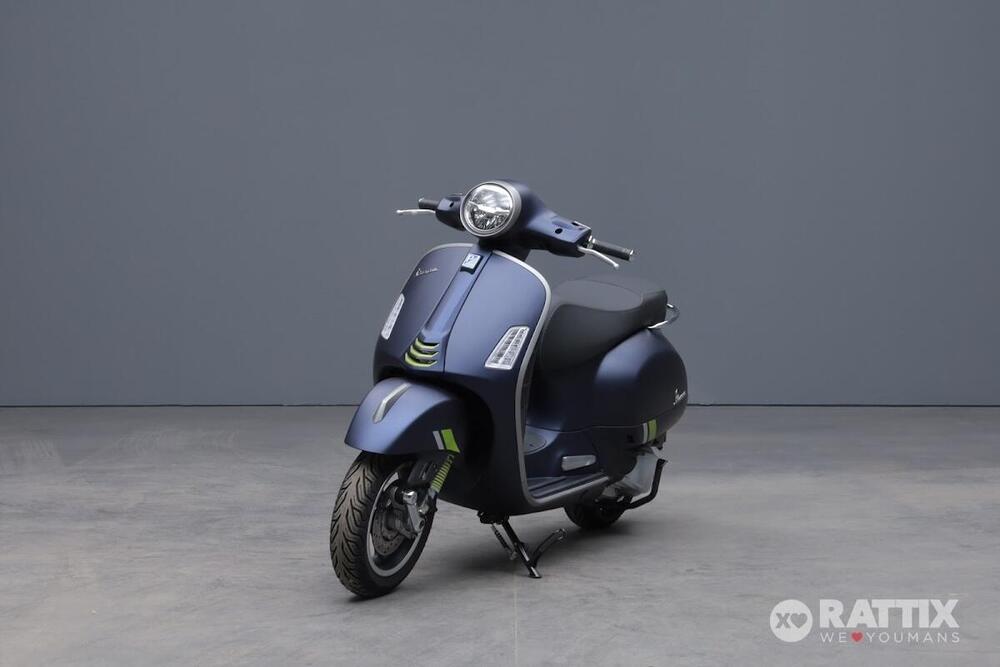 Vespa GTS 300 Supertech Hpe (2021 - 22) (2)