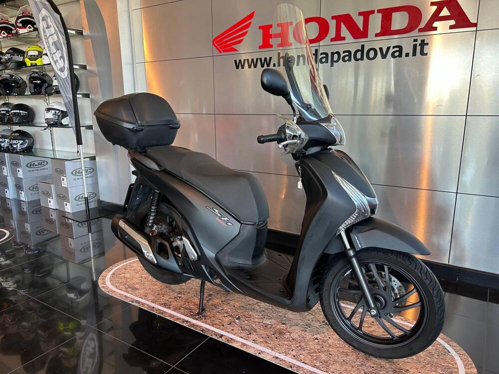 Honda SH 150 i ABS (2013 - 16) (3)