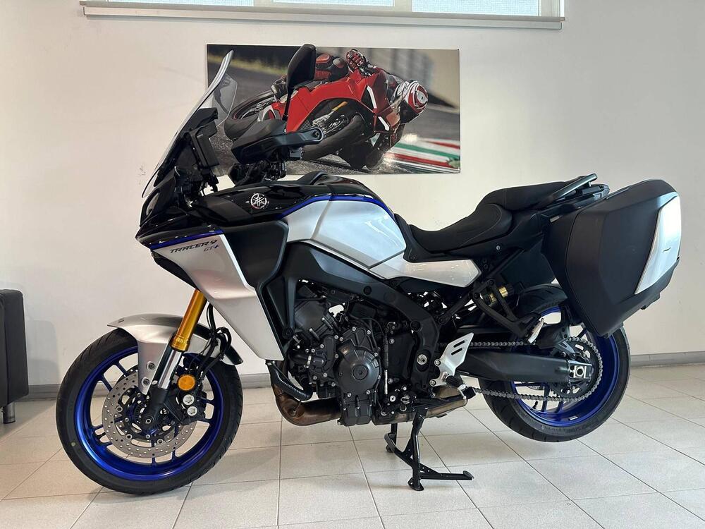 Yamaha Tracer 9 GT+ (2023 - 24) (2)