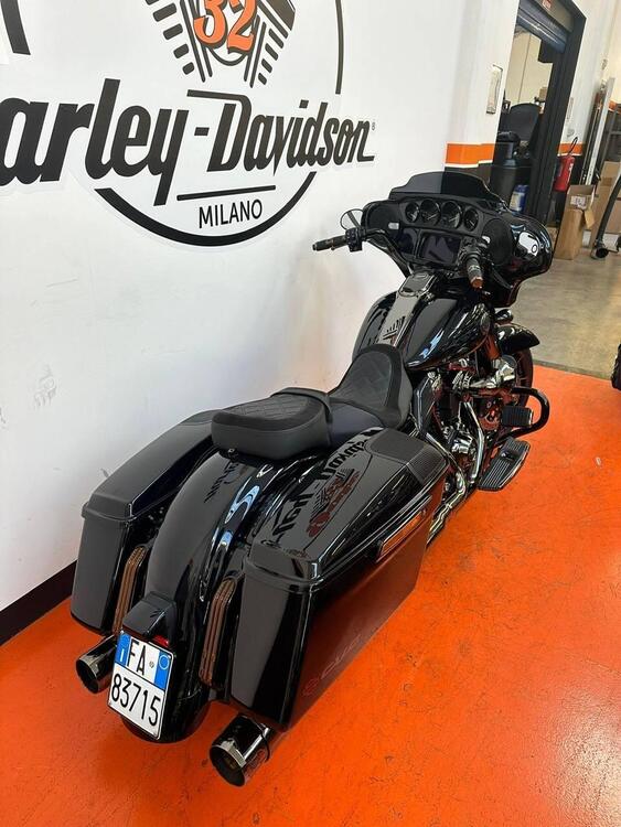 Harley-Davidson 117 Street Glide (2021) - FLHXSE (3)