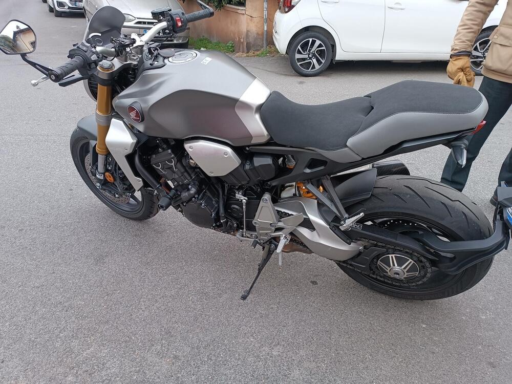 Honda CB 1000 R + Neo Sport Cafè (2019 - 20)