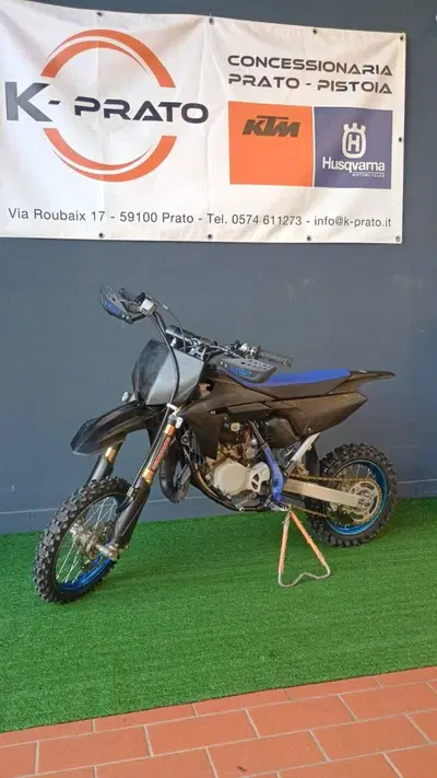 Yamaha YZ 65 (2023) usata
