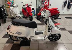 Vespa GTS 300 Super (2023 - 24) nuova