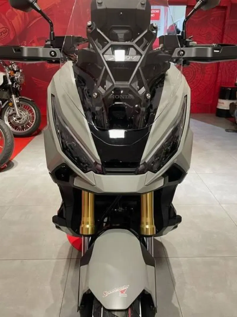 Honda X-ADV 750 (2025 - 26) (3)