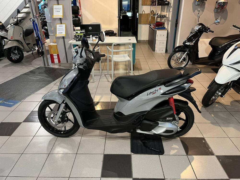 Piaggio Liberty 125 3V S ABS (2021 - 24) (2)