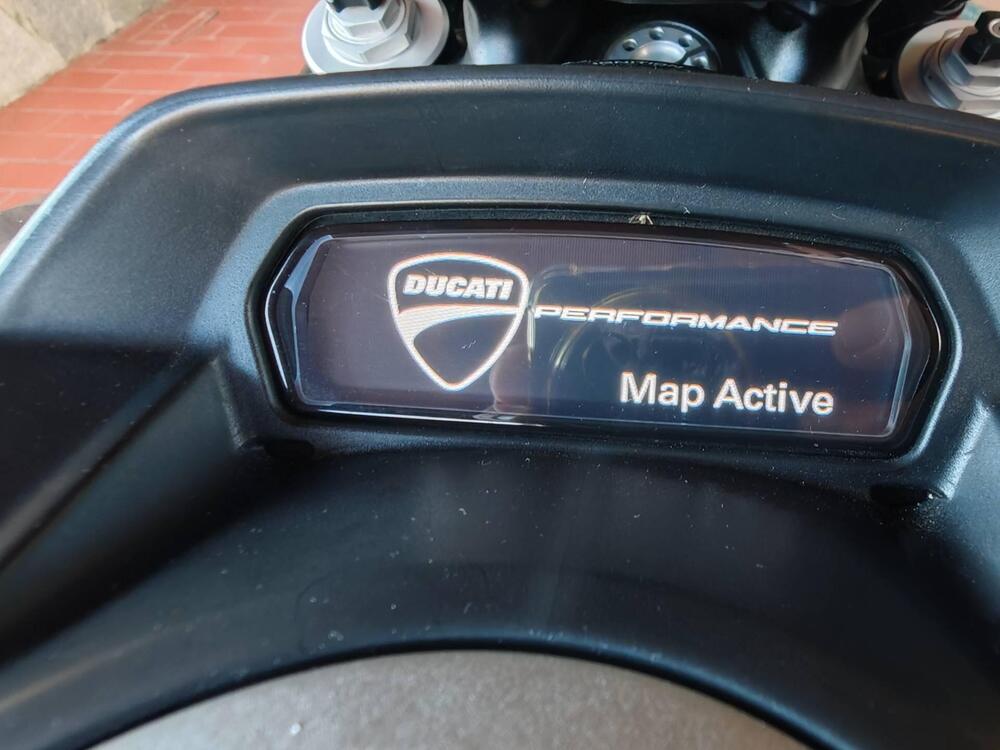 Ducati Diavel 1200 (2014 - 16) (4)