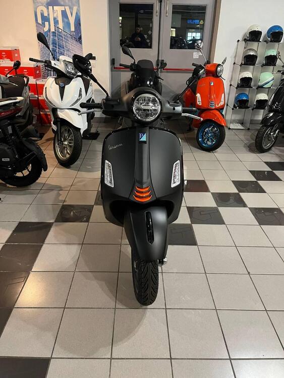 Vespa GTS 300 Super Sport (2023 - 24)