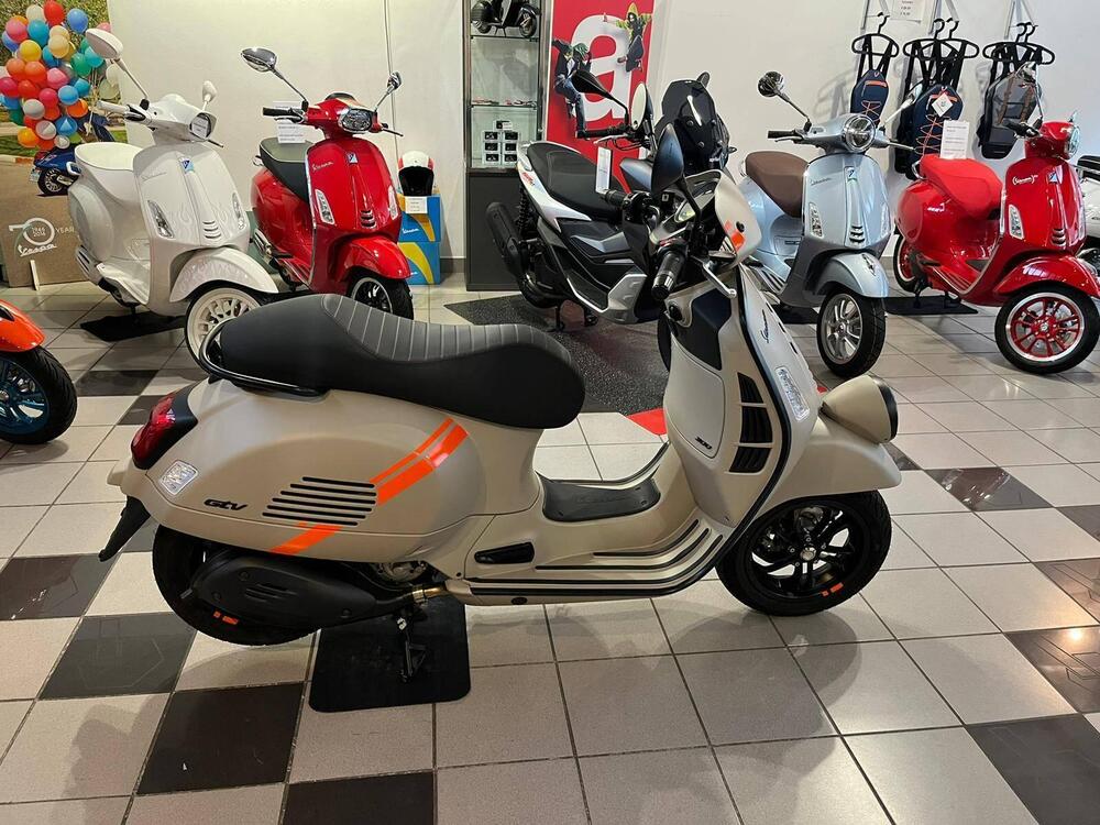 Vespa GTV 300 Hpe (2023 - 24)