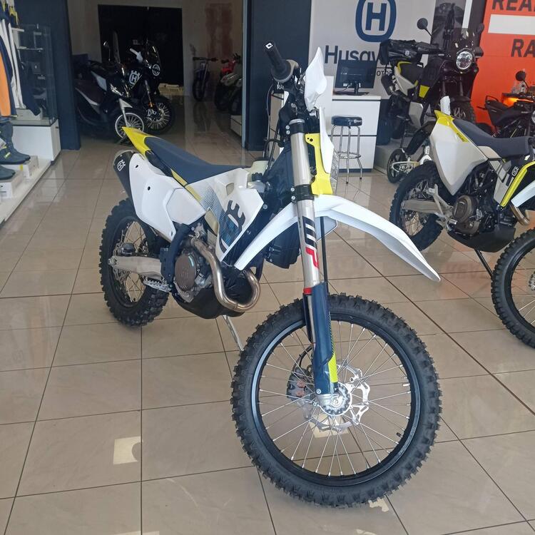 Husqvarna FE 250 (2024) (4)