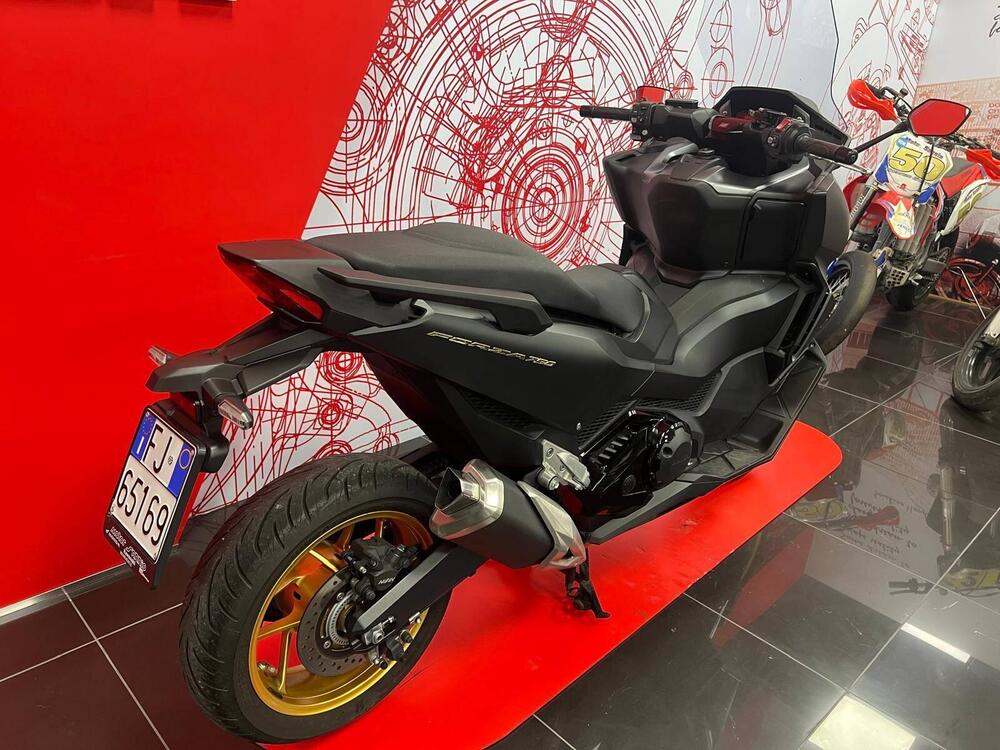 Honda Forza 750 DCT (2021 - 24) (4)