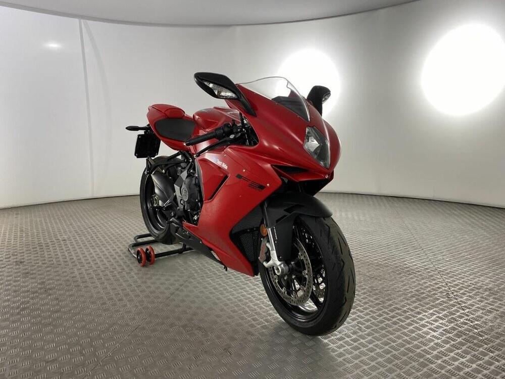 MV Agusta F3 800 Rosso (2021 - 23) (3)