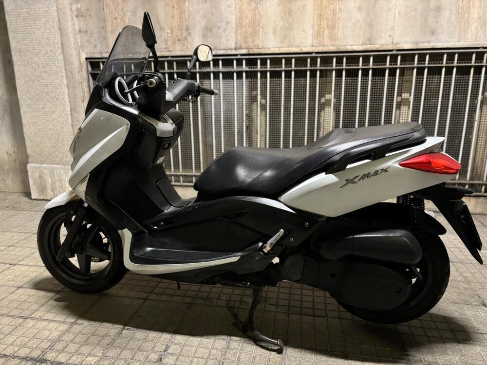 Yamaha X-Max 125 (2010 - 13) (5)