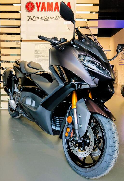 Yamaha T-Max 560 Tech Max (2022 - 24) (2)