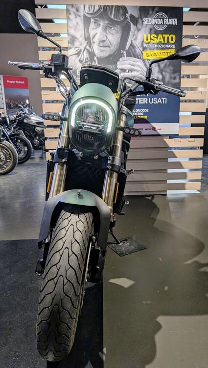 Benelli Leoncino 800 (2022 - 24) (3)