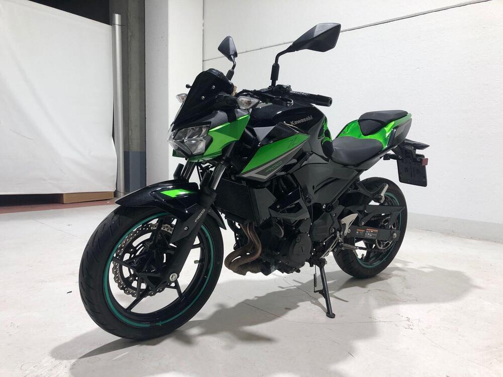 Kawasaki Z 400 (2023) (2)