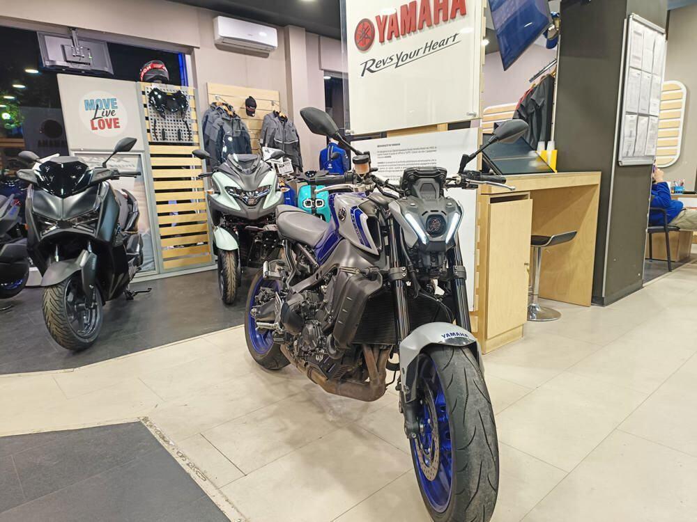 Yamaha MT-09 SP (2021 - 23) (4)