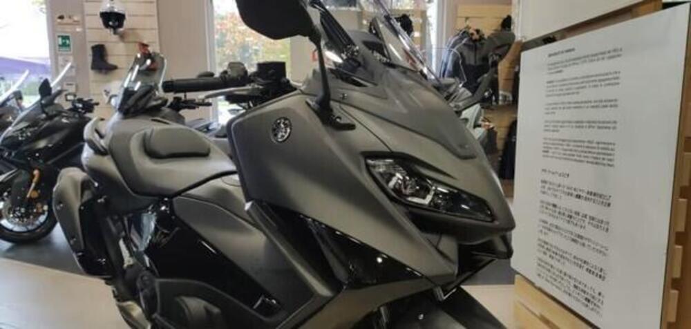 Yamaha T-Max 560 (2022 - 24) (5)