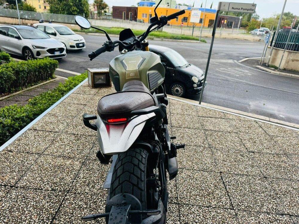 Moto Morini SEIEMMEZZO SCR (2022 - 24) (3)