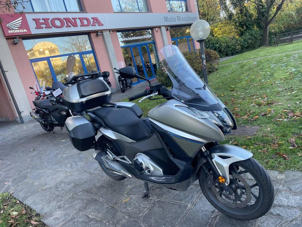 Honda Integra 750 DCT Sport (2017) (2)