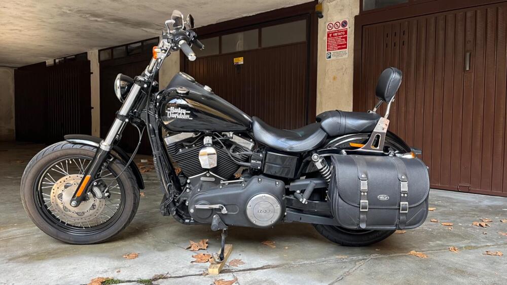 Harley-Davidson 1690 Street Bob (2017) - FXDB (4)