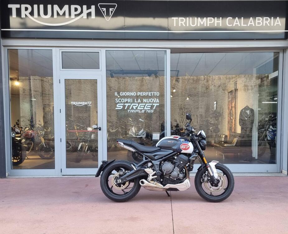 Triumph Trident 660 Triple Tribute Edition (2024) (4)