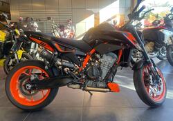 KTM 890 Duke R (2022 - 23) usata