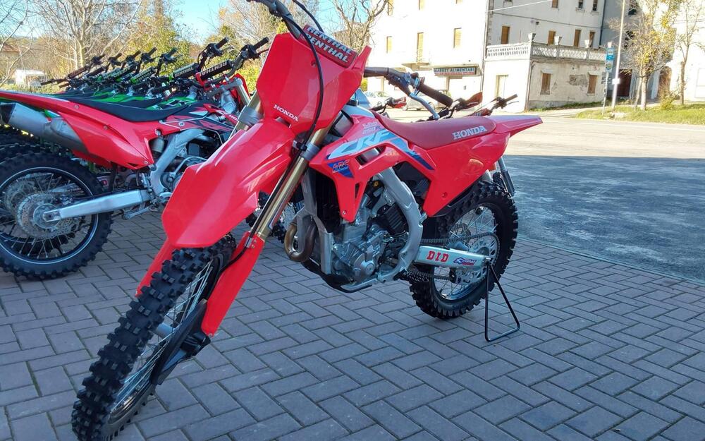 Honda CRF 250 R (2024) (2)