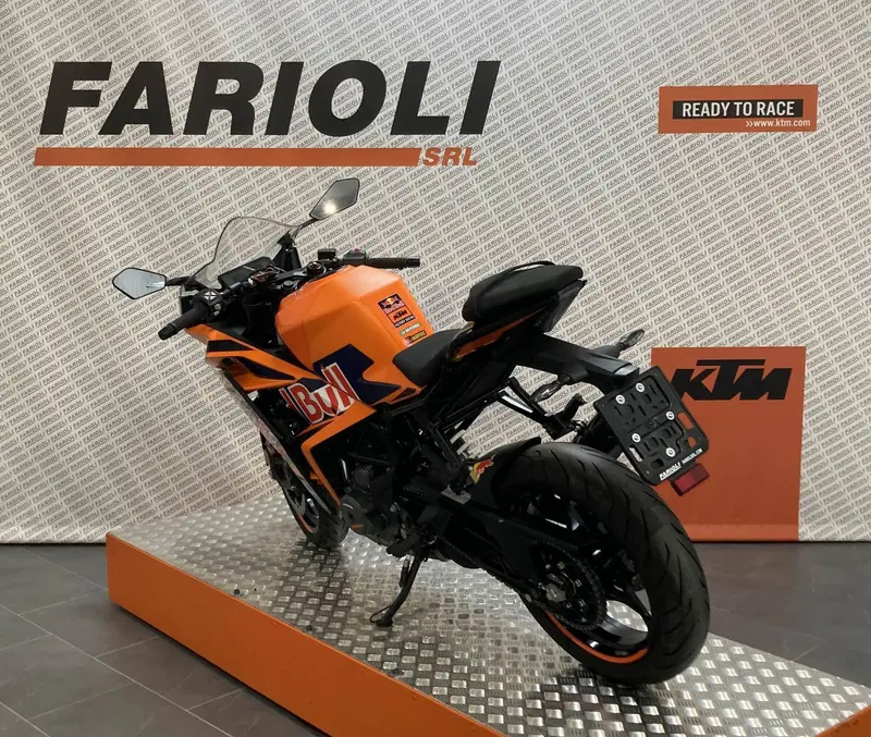 KTM RC 390 (2022 - 26) (4)