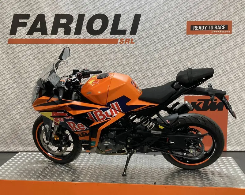 KTM RC 390 (2022 - 26) (5)