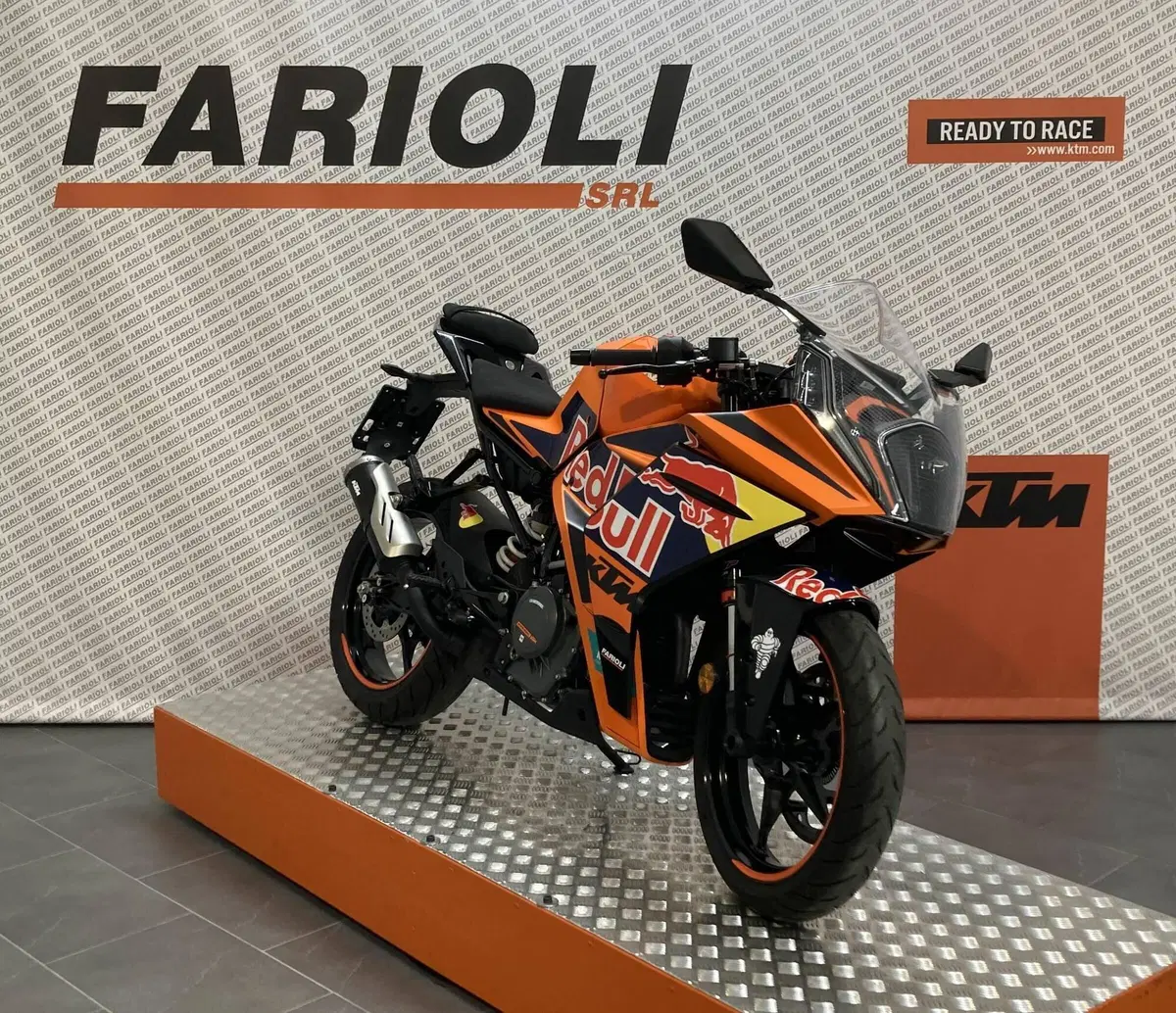 KTM RC 390 (2022 - 26) (8)