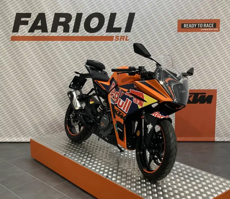 KTM RC 390 (2022 - 26) (8)