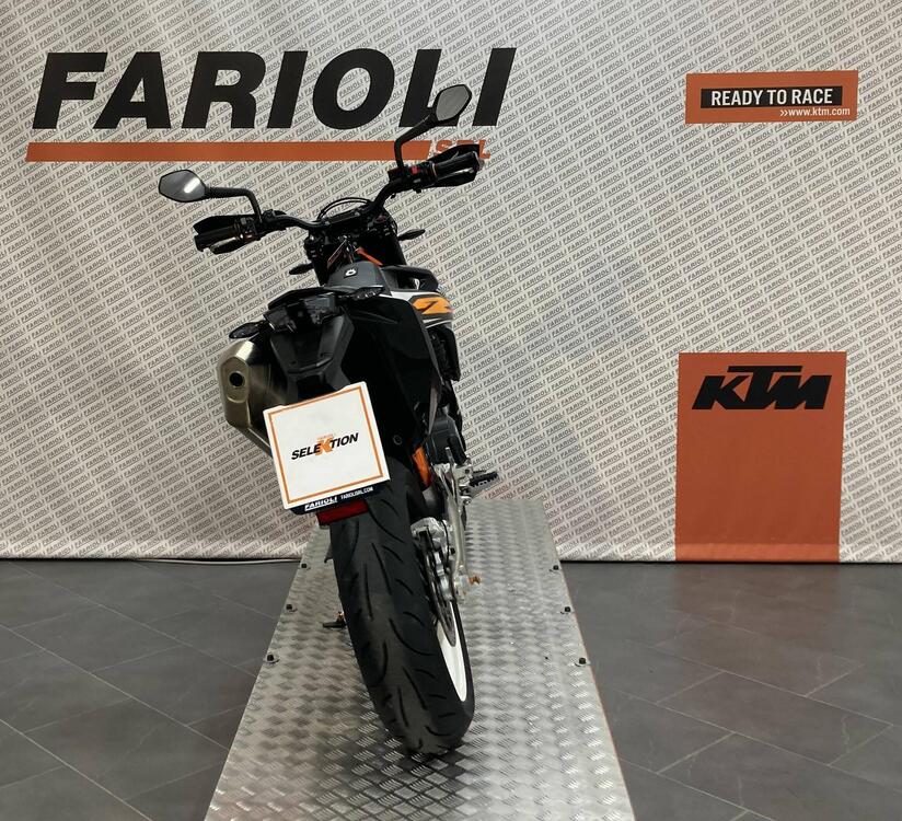 KTM 690 SMC R (2019 - 20) (4)