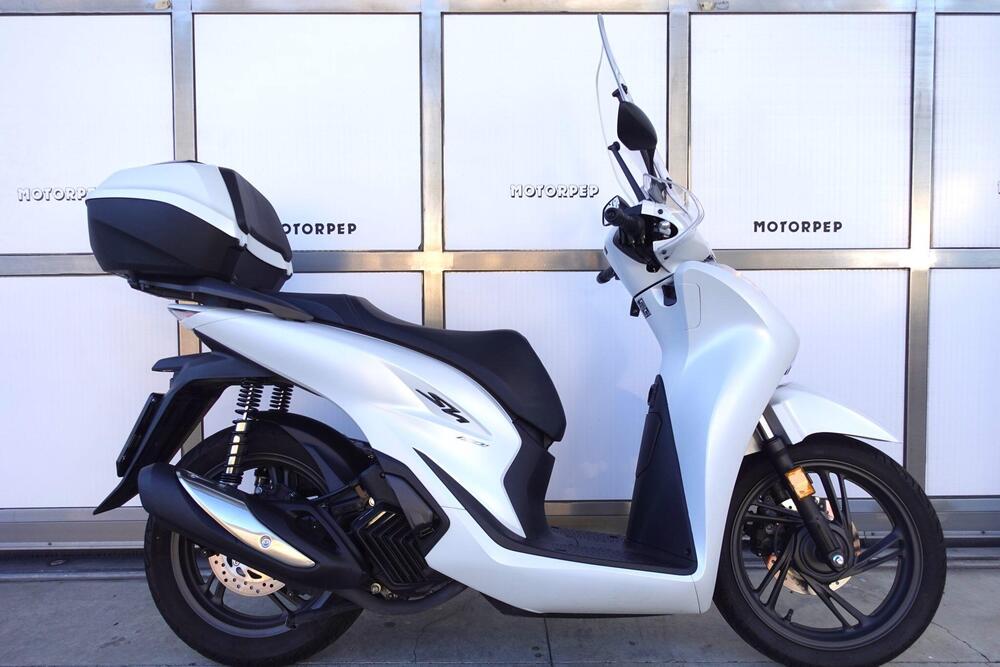 Honda SH 150i (2020 - 24) (2)