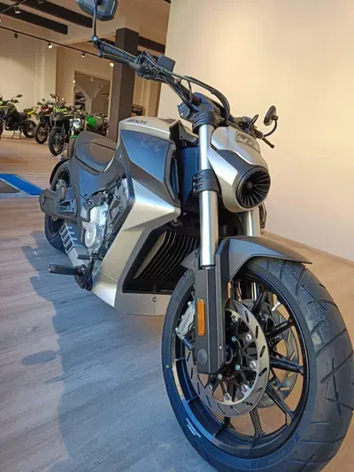 Benda Motorcycles LFC 700 (2024 - 26) nuova