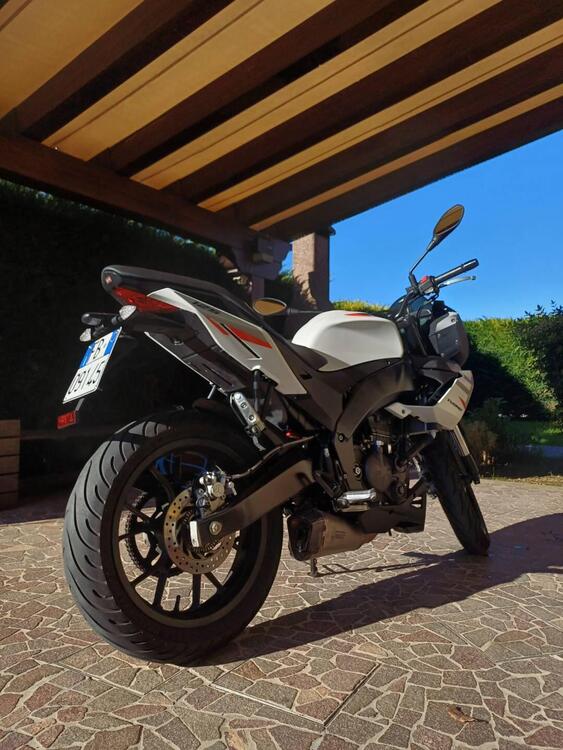 Aprilia Tuono 125 (2021 - 24) (3)