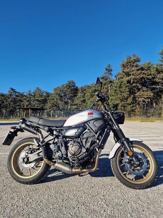 Yamaha XSR 700 XTribute (2021)