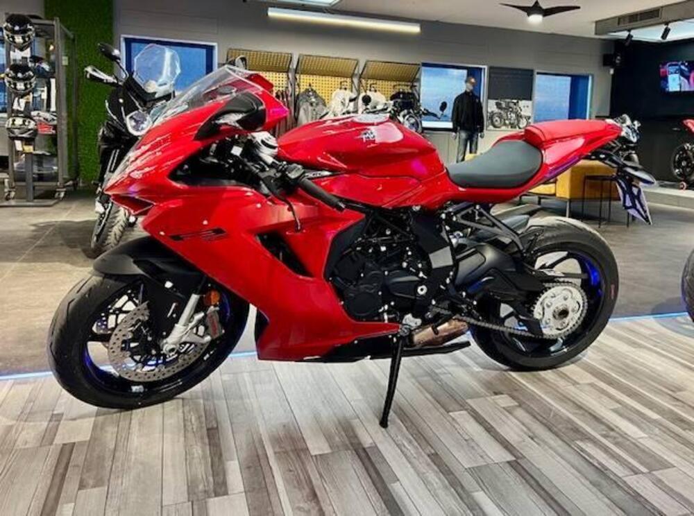 MV Agusta F3 800 Rosso (2021 - 23) (2)