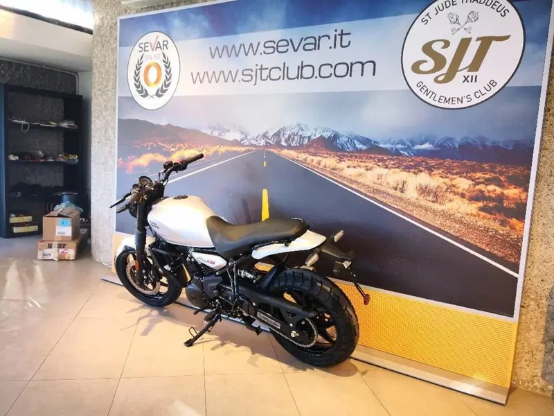 Royal Enfield Guerrilla 450 (2024 - 26) (8)