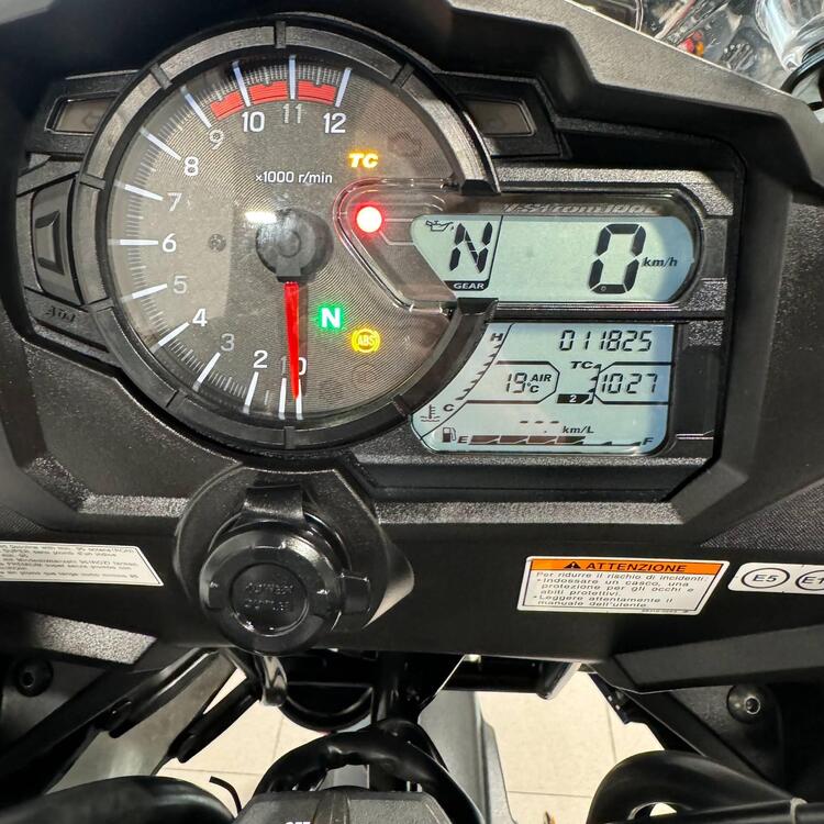 Suzuki V-Strom 1000XT (2017 - 20) (4)