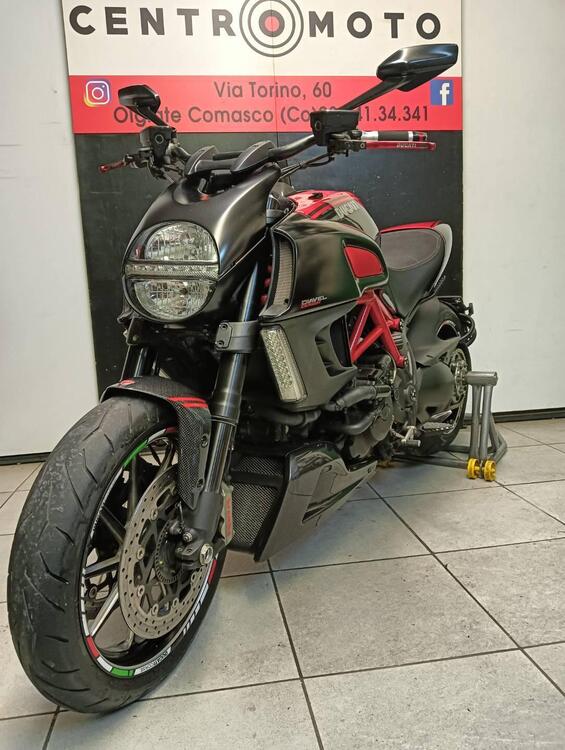 Ducati Diavel 1200 Carbon (2010 - 13) (3)