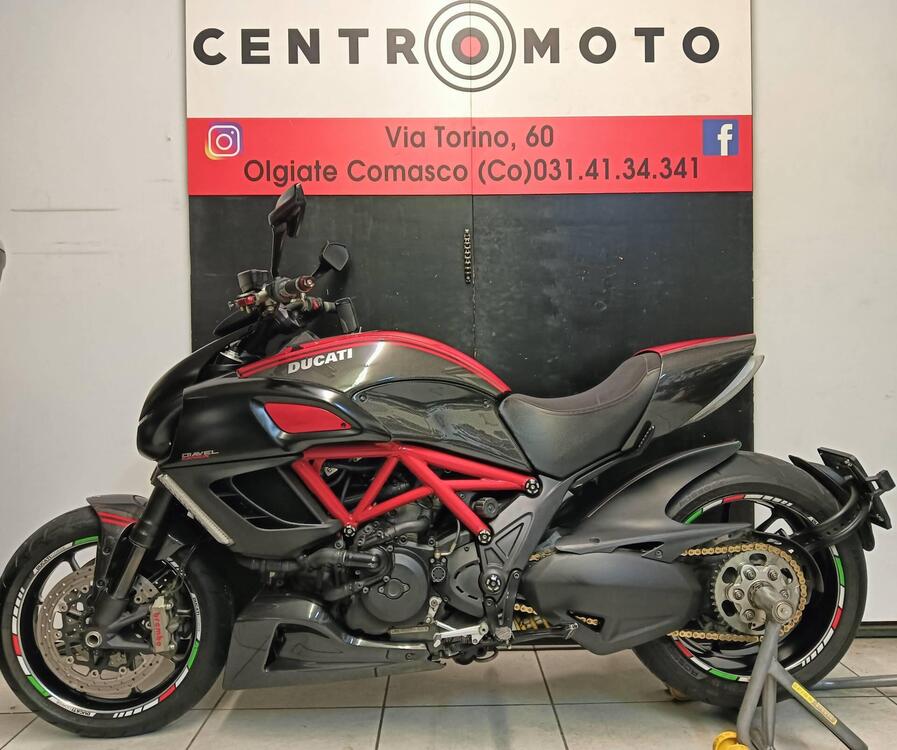 Ducati Diavel 1200 Carbon (2010 - 13) (5)