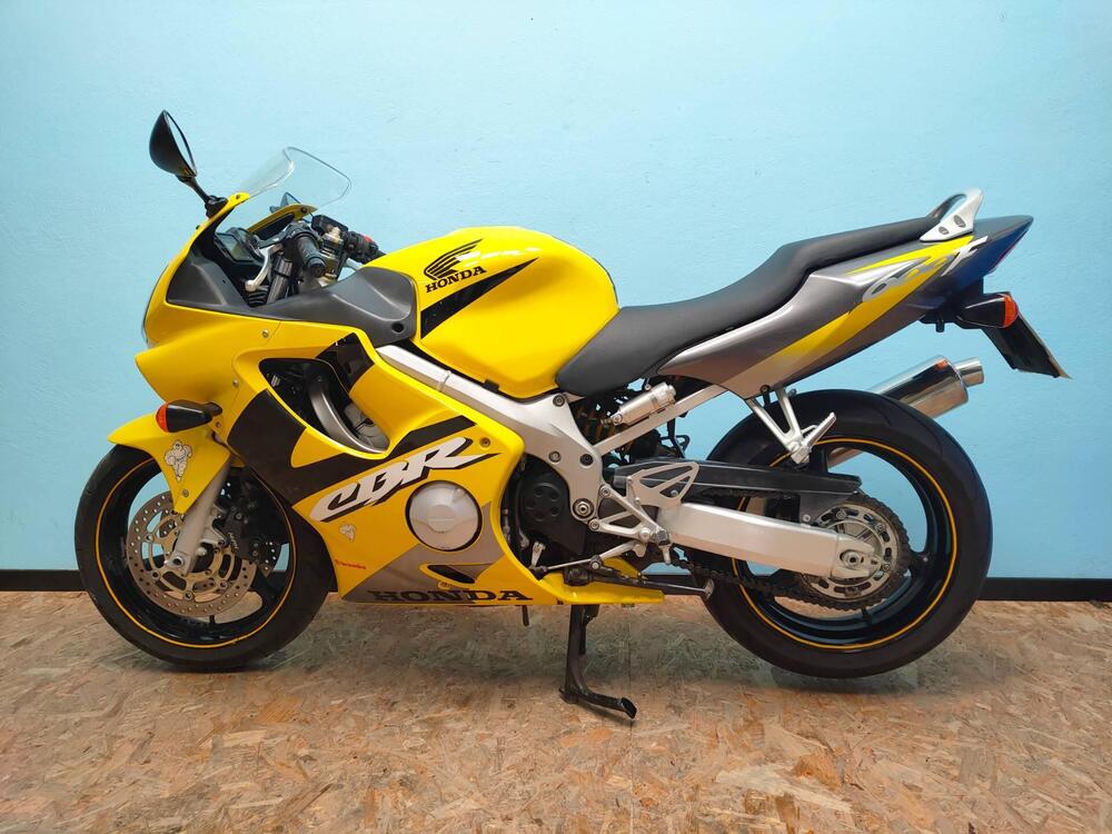 Honda CBR 600 F (2001 - 06) (4)