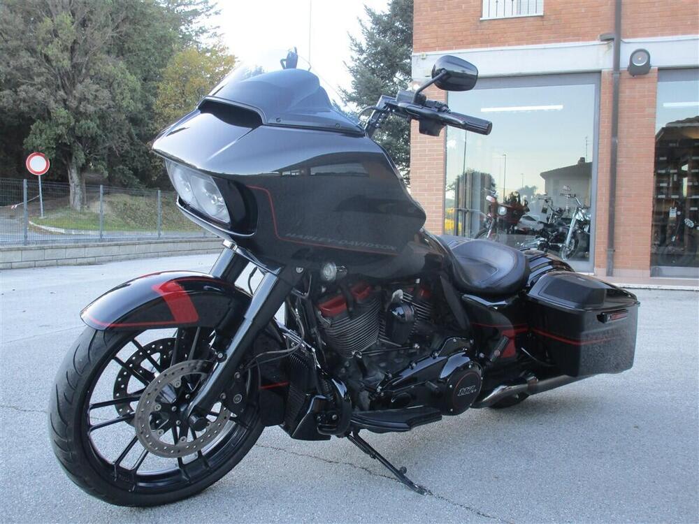 Harley-Davidson 117 Road Glide (2018 - 19) - FLTRXSE (3)