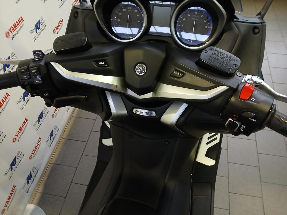 Yamaha T-Max 530 DX (2017 - 19) (3)