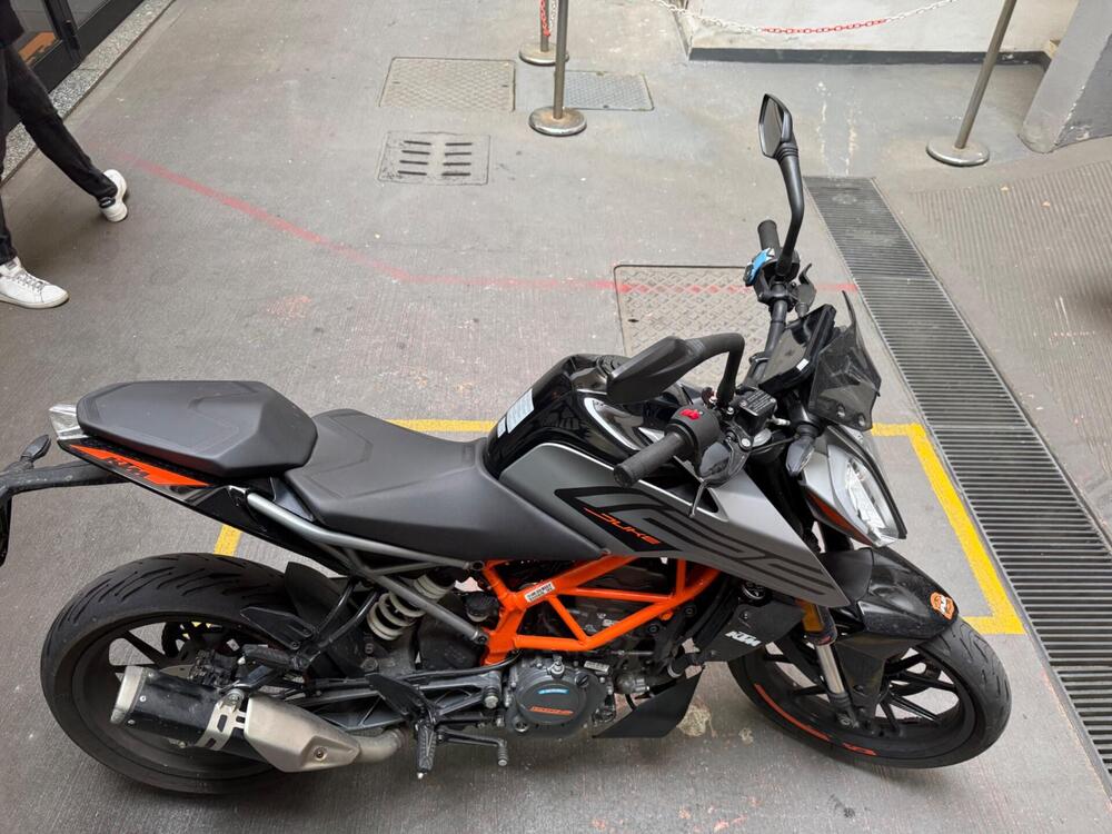 KTM 125 Duke (2021 - 23) (3)