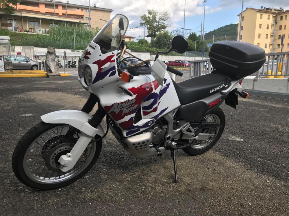 Honda Africa Twin XRV 750 (1996 - 02) (2)